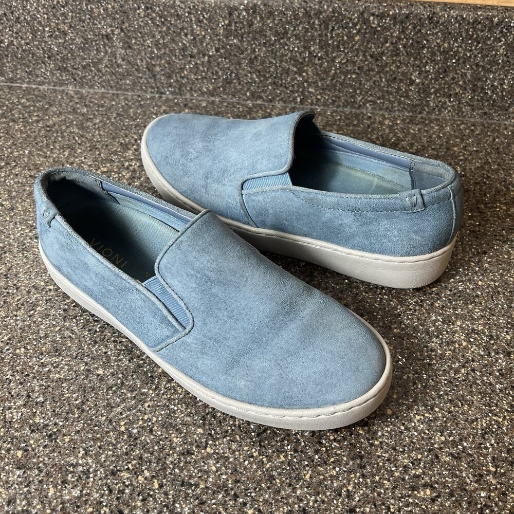 Vionic Light Blue Suede Flats Shoes Womens Size 7 Slip On Comfort Casual Loafers